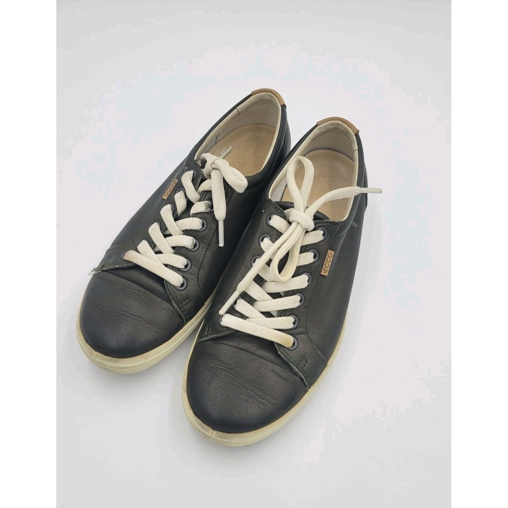 ECCO - Women's Soft Classic Sneaker, Stone Metallic/Warm Grey, Size 7